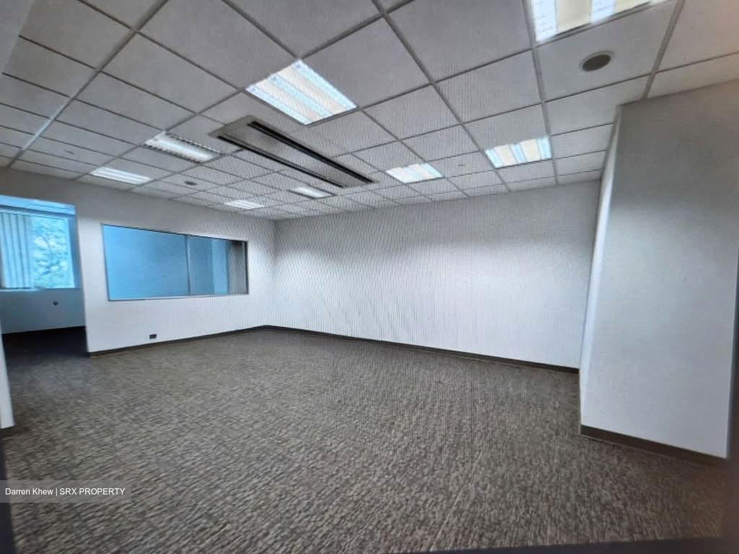 Tan Chong Tower (D7), Office #598607891